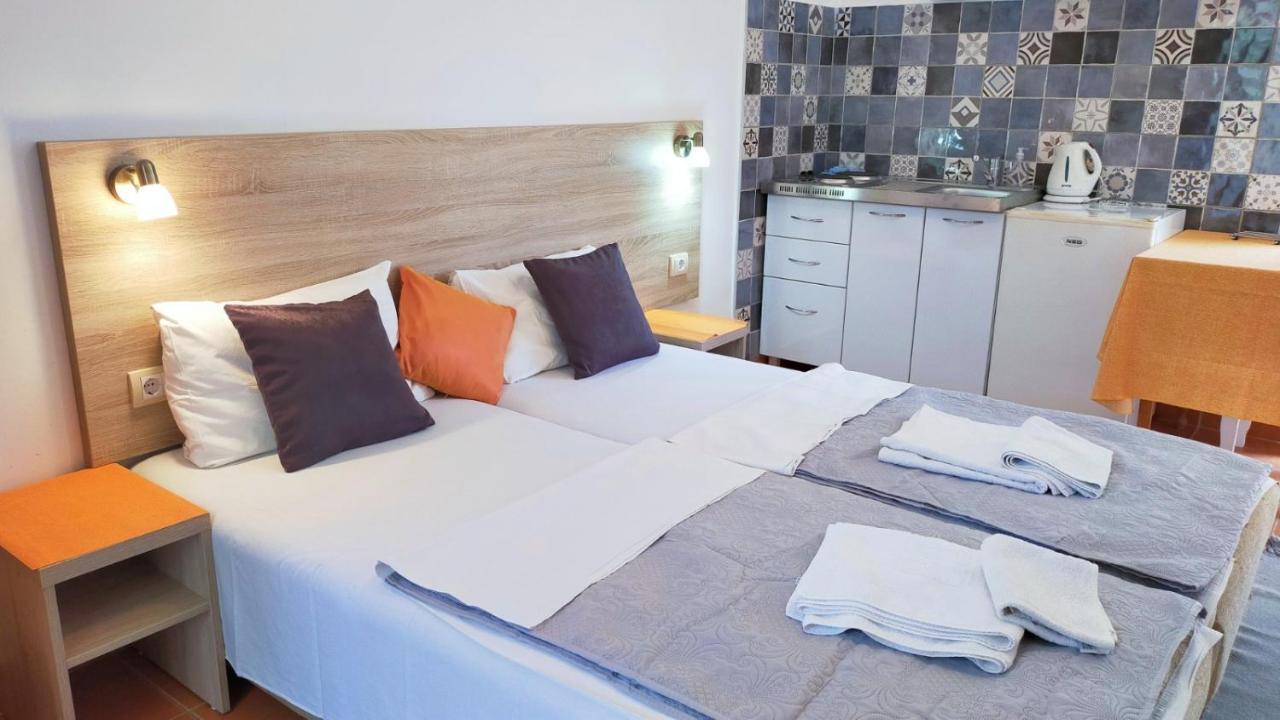 Guesthouse Tri Palme Bečići 외부 사진