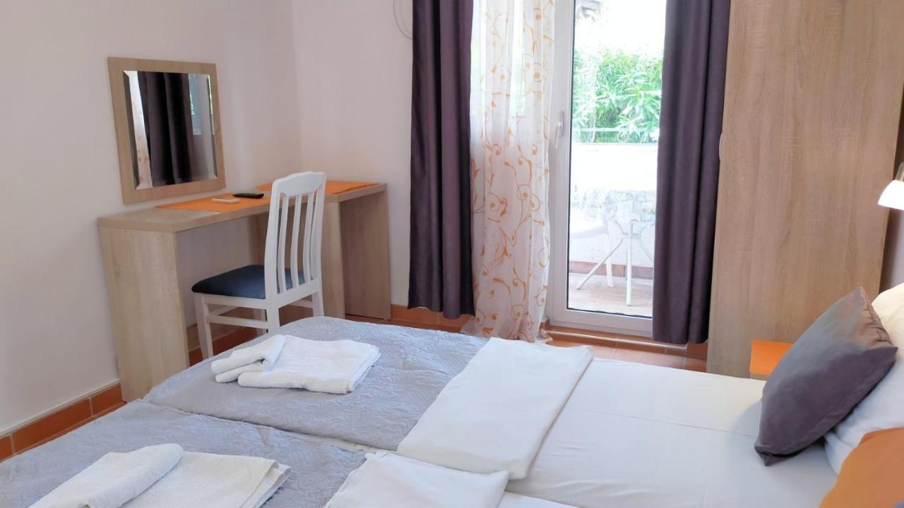 Guesthouse Tri Palme Bečići 외부 사진