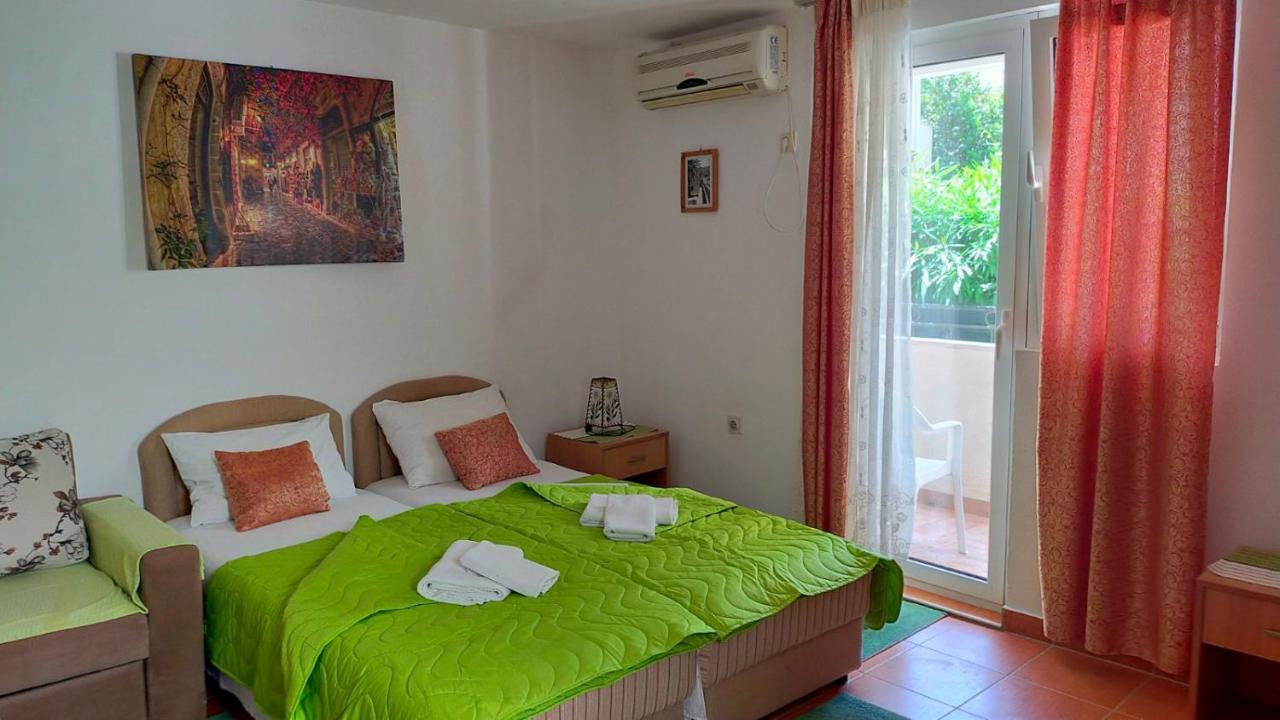 Guesthouse Tri Palme Bečići 외부 사진